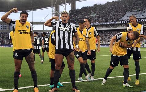 Caiu No Tapetin J Era Confira O Desempenho Do Botafogo Como Mandante