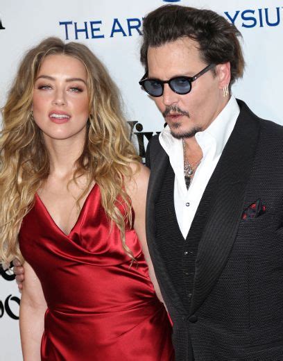 Amber Heards Lawyers Johnny Depp Lost Fingertip In Drunken Rage