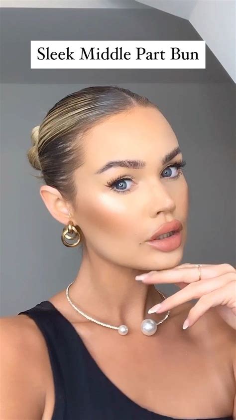 Rachel Ward On Instagram Sleek Middle Part Bun Tutorial With