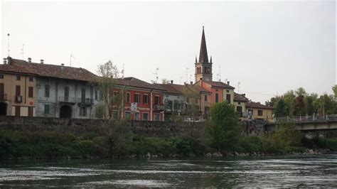 In Navigazione Sul Fiume Adda A Pizzighettone Cr Youtube