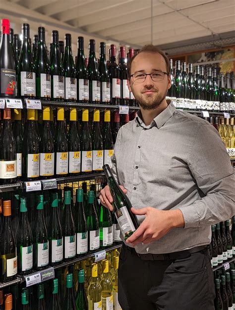 Presse Information Edeka Kaltenberg Bernimmt Markt In Treis Karden