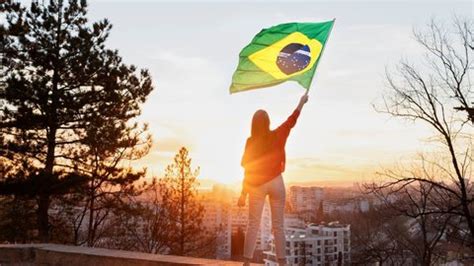 Feriado da Proclamação da República o que abre e o que fecha