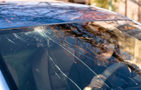 El seguro de autos cubre daños al parabrisas