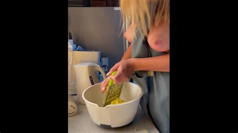 Cooking Topless With Big Tits Pornhub