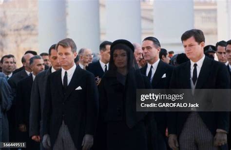 John Kennedy Jr Funeral Photos and Premium High Res Pictures - Getty Images