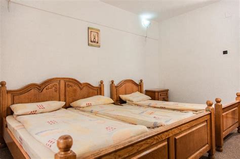 HOSTEL ALEX COMPLEX DUMBRAVA MINUNATA CÂMPULUNG MOLDOVENESC România