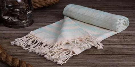 Best Turkish Towels for the Beach, Park, and Beyond - GA Fashion