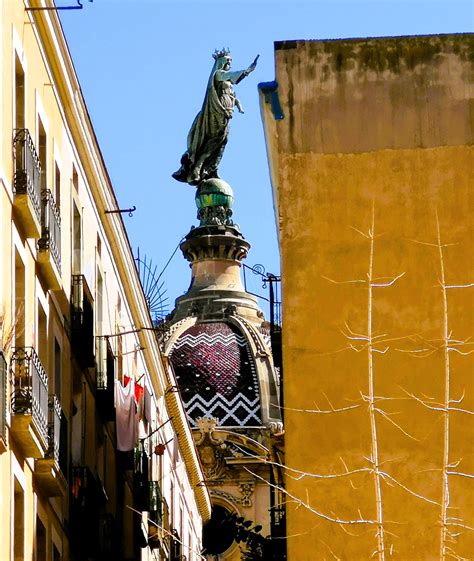 La Mer E Ciutat Vella Barcelona Montse Marim N Llorca Flickr