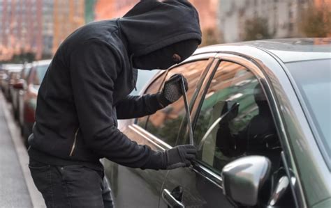 Alerta Así Pueden Robar Tu Coche En Segundos Con El Truco De La Moneda