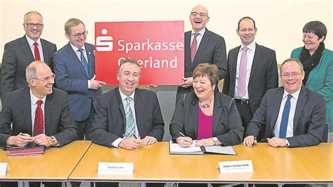 „sparkasse Oberland Aus Der Taufe Gehoben „vereinigten Sparkassen