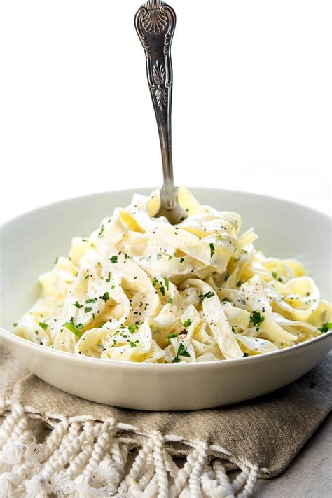 The Best Fettuccine Alfredo Of Your Life Errens Kitchen