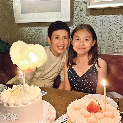 吳君如告誡14歲女兒 未滿18歲不能有性行為 明報加西版溫哥華 Ming Pao Canada Vancouver Chinese