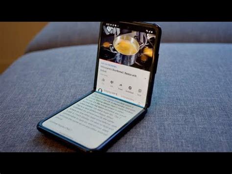 Unboxing Samsung Galaxy Z Flip Youtube