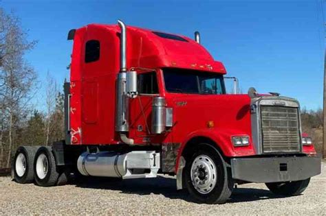 Freightliner Classic Xl 2003 Sleeper Semi Trucks