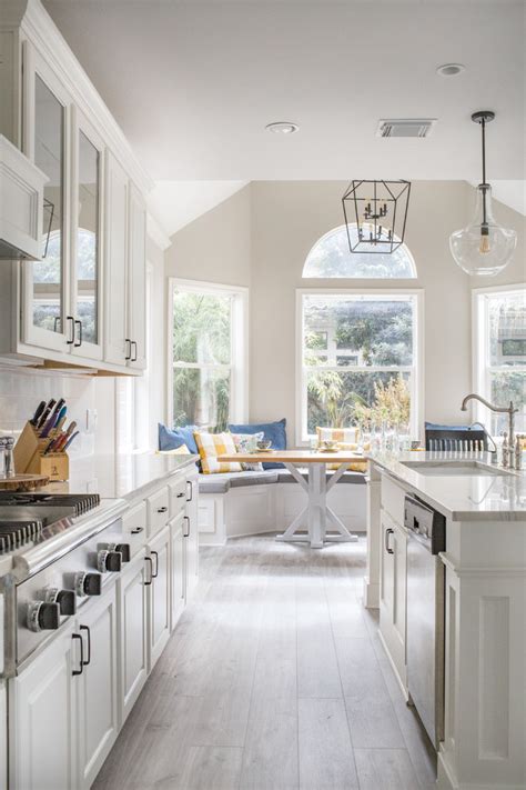 15 Beautiful Traditional Kitchen Designs With A Timeless Look