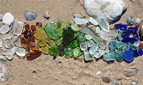 Finding Beach Glass Along Lake Michigan In Milwaukee Schlitz Audubon Lake Michigan Beaches