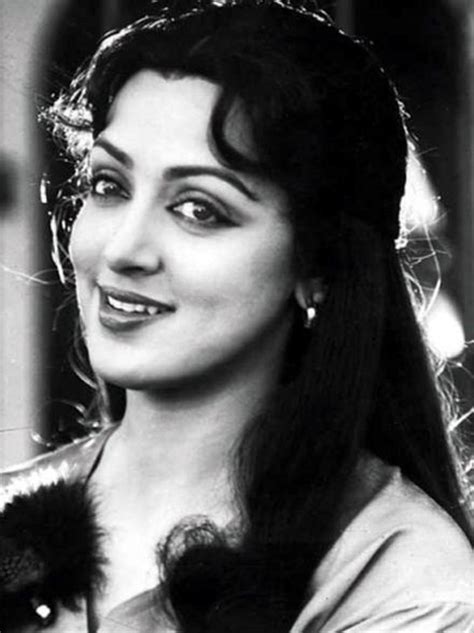 Hema Malini Old Photos That Prove She Is The Icon Of Natural Beauty ...