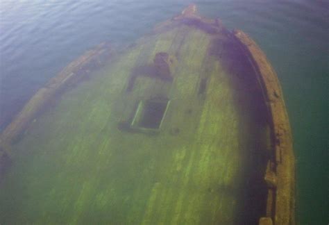 Exploring Shipwrecks of the Great Lakes of Northern Michigan