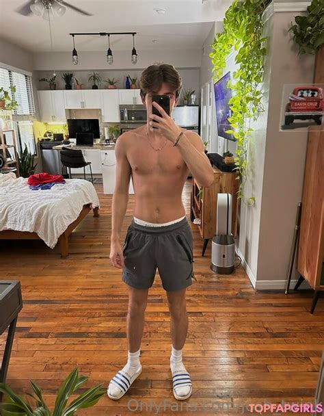 Josh Twink Nude OnlyFans Leaked Photo 8 TopFapGirls