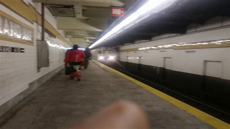 Euclid Ave Bound Local R32 C Train At Nostrand Ave YouTube