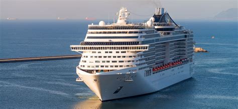 MSC Croisières fait son retour dans le port de Marseille Tour Hebdo