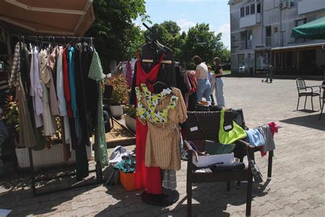 Spring Buvljak U Pacific Baru