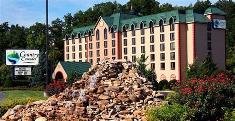 Country Cascades Pigeon Forge Rooms & Suites