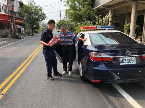 親人一夜未歸徹夜難眠 阿蓮鷹眼警尋回負氣父獲讚賞。 記者張文晃翻攝 焦點時報