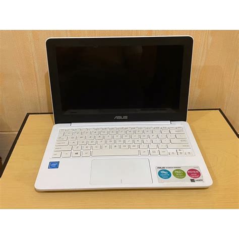 Jual Laptop Asus E202S Second Indonesia Shopee Indonesia