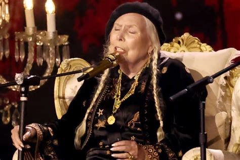 Joni Mitchell Delivers Moving Grammys Debut Performance Of Both Sides