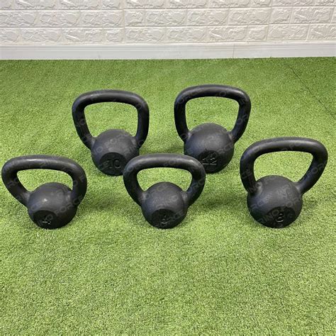 Kit de Kettlebells 4kg 6kg 8kg 10kg 12kg em Aço Maciço Rino Force