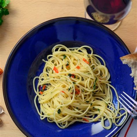 Spaghetti à l ail à l huile et aux piments forts Cela semble facile