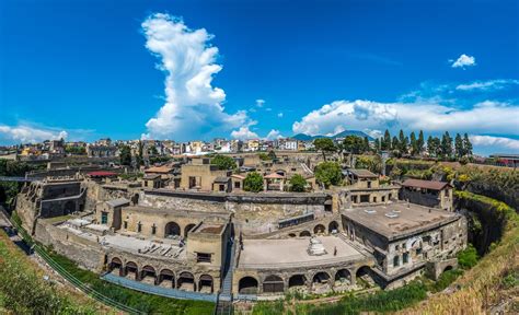 Day Tour of Pompeii and Herculaneum ruins with a visit to Vesuvius by ...