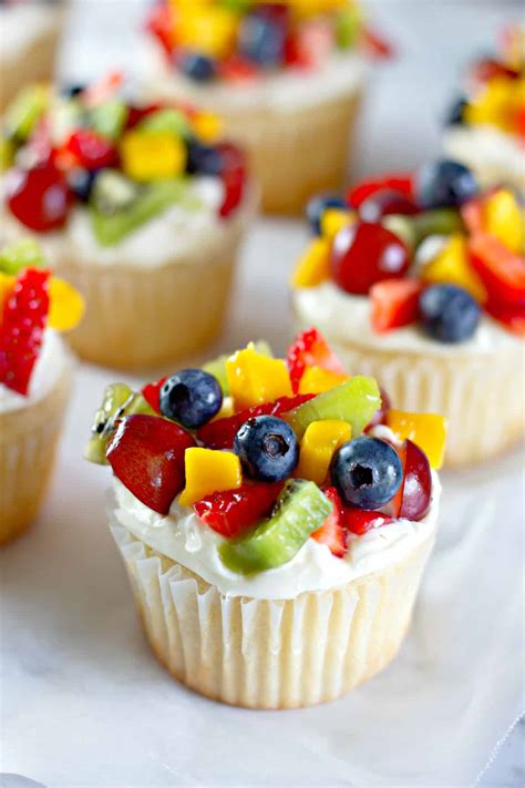 Fruit Pizza Cupcakes - Mom Needs Chocolate