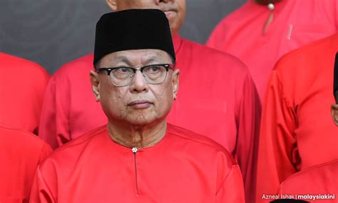 Umno Leader Calls Nenggiri Candidate S Party Hopping Shameful PN Move