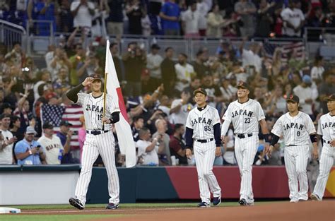 【wbc】大谷翔平が日の丸担ぎ決勝特別仕様の入場セレモニー登場 トラウトとアイコンタクトも Wbc2023写真ニュース 日刊スポーツ