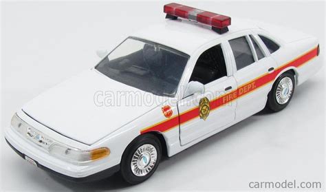 Motor Max Scale Ford Usa Crown Victoria Fire Chief