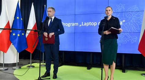 Koniec Laptopów dla ucznia Ministerstwo ogłosiło nowy program