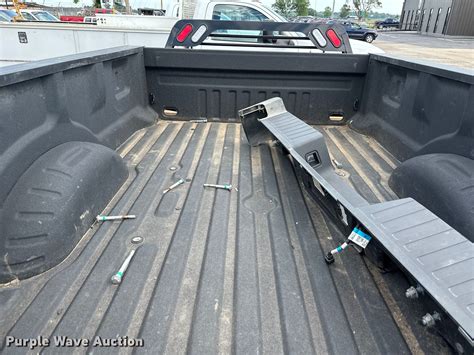 Ford F250 Pickup Truck Bed In Topeka Ks Item Ej6915 For Sale Purple Wave