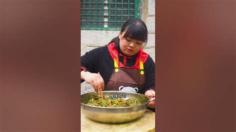 生活普普通通 但也乐在其中 胖妹做的饺子也太有食欲了 把三哥馋的不行 Youtube