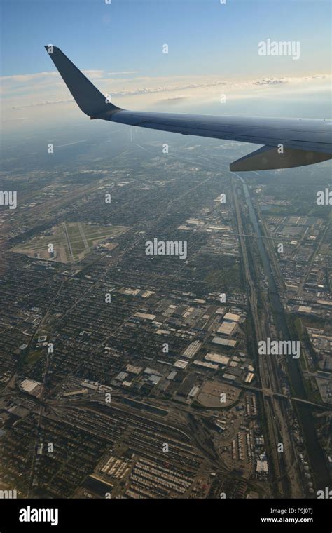 Chicago airport hi-res stock photography and images - Alamy