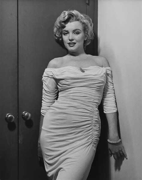 Marilyn Monroe Photographed For LIFE Magazine At Marilyn Monroe