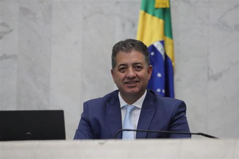 Deputados Aprovam Em 1ª Discussão Projeto De Lei Do Deputado Cobra