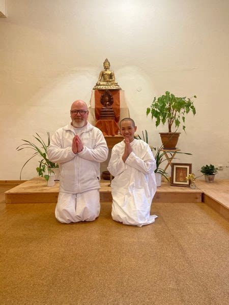 Erste Bilder Von Rakkhitas Samaneri Weihe Anenja Vihara