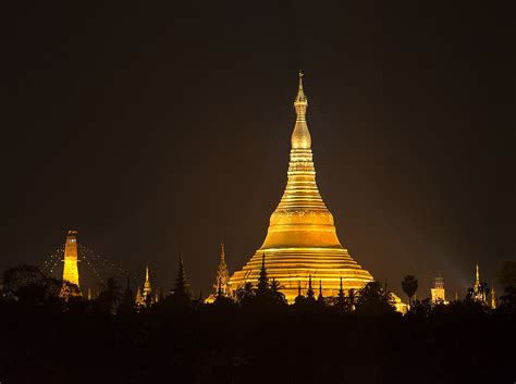 The Shwedagon Pagoda At Night Yangon Burma Myanmar The Flickr