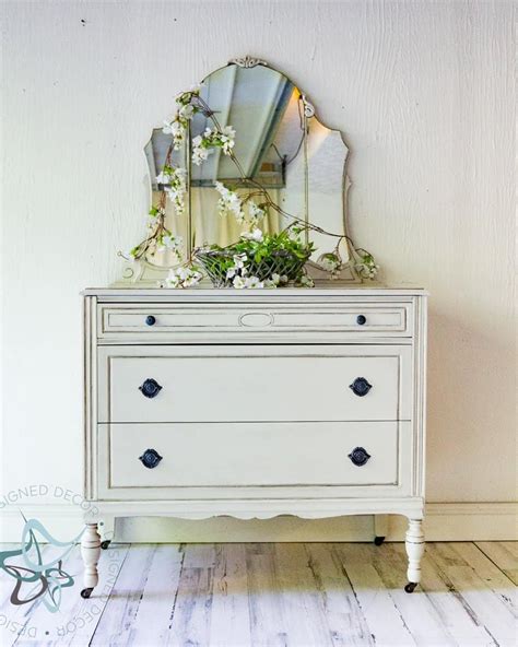 How to Paint Furniture White the Right Way | Expert Advice