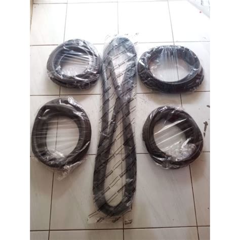 Jual Karet Balon Pintu Dan Bagasi Toyota Innova Shopee