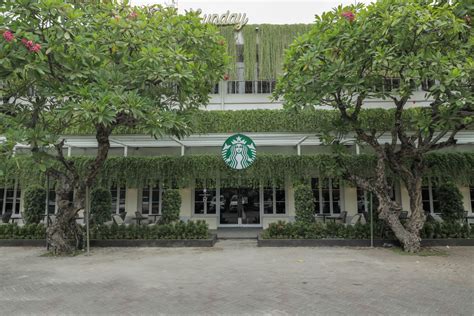 Starbucks Celebrates 20th Reserve Store in Indonesia - Foodies