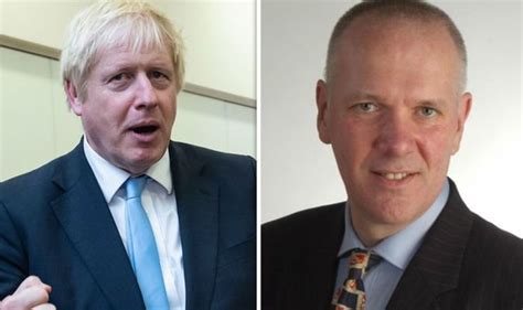 Brexit News The Simple Way Boris Johnson S Government Could Win Over Remainers Uk News