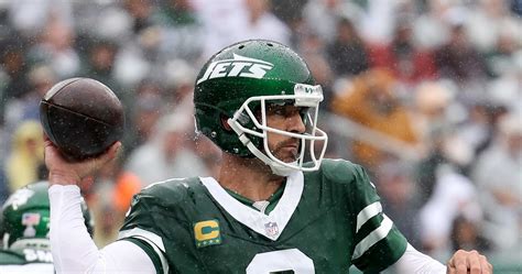 Jets' Aaron Rodgers Has High-Ankle Sprain; Didn't Miss Time vs. Vikings ...